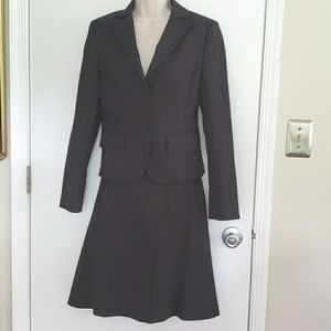United Colors of Benetton Skirt & Jacket Suit Size Italian 40 US 4